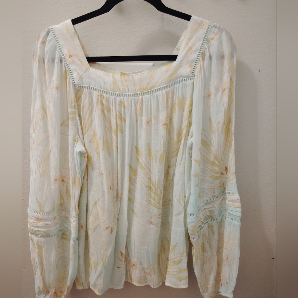 🦋LC Lauren Conrad Cream and Yellow Blouse